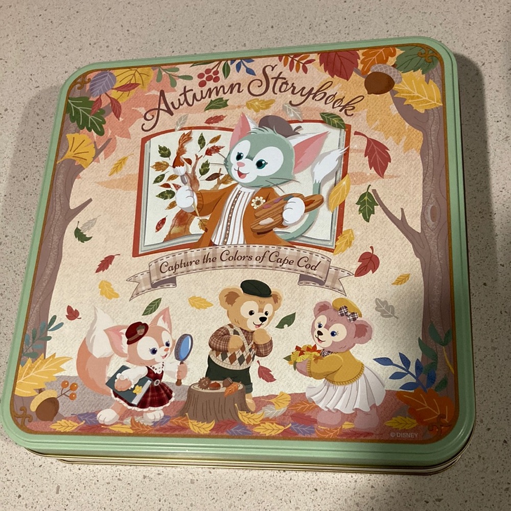 Duffy and Friends Tokyo Disneyland Tin [EMPTY]